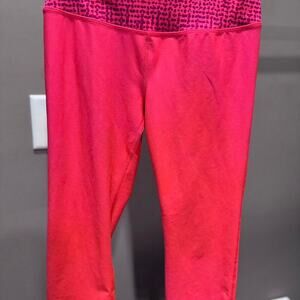 Under Armour Fluorescent Pink Medium Mid-Rise Leggings Fitted Small